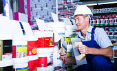 baumeister-arbeiter-im-haushalt-shop.jpg?b=1&s=170x170&k=20&c=pDr8hY4XCec7mY1HaDwb8LuV5ZZmRaEzYiqD-K1CPBk=