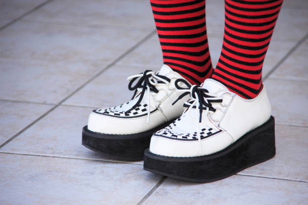 istock Girls feet 668215318