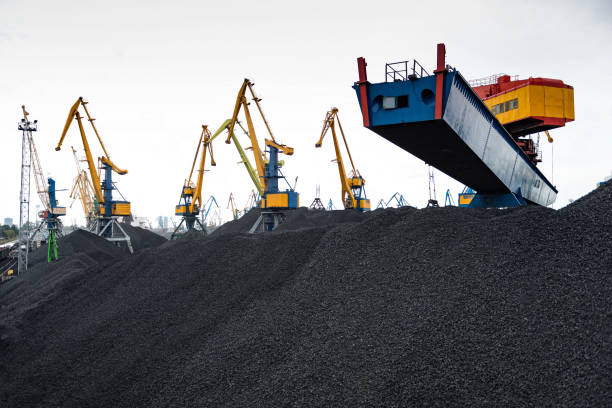 work in port coal handling terminal. - coal crane transportation cargo container imagens e fotografias de stock