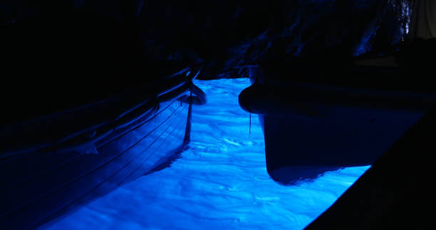 istock Blue grotto in Capri island, Italy 668326716