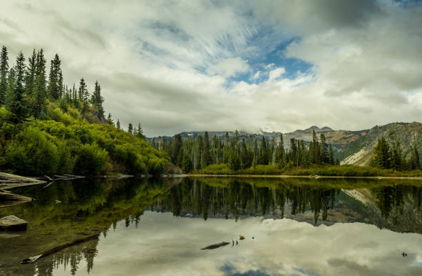 istock Bench Lake, Mt. Rainier National Park 668378094