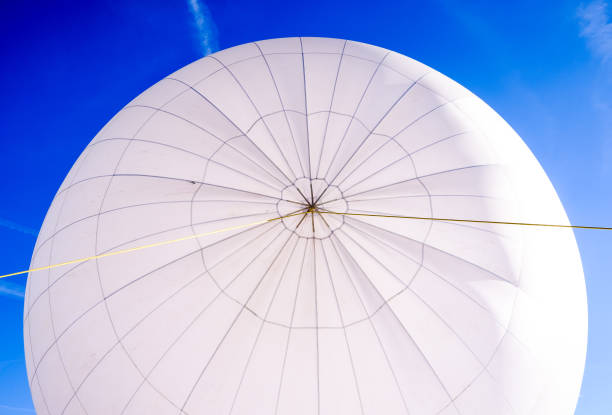 istock hot air balloon 668388180