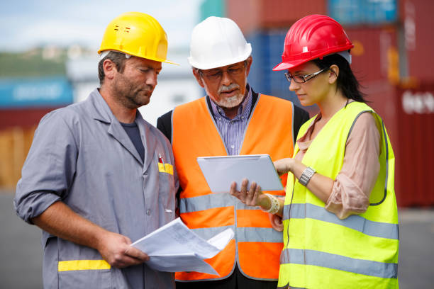 istock Inspections at commercial transport dock 668388194
