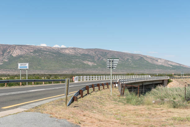 istock Bridge over the Grootrivier at the Beervlei dam 668415700