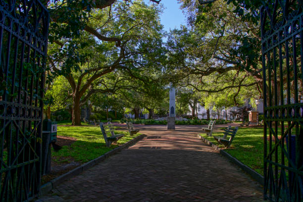istock Washington Square Charleston South Carolina 668433558