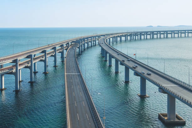 istock Dalian Cross-Sea Bridge 668497346