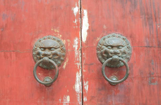 istock Chinese traditional door knob 668522996