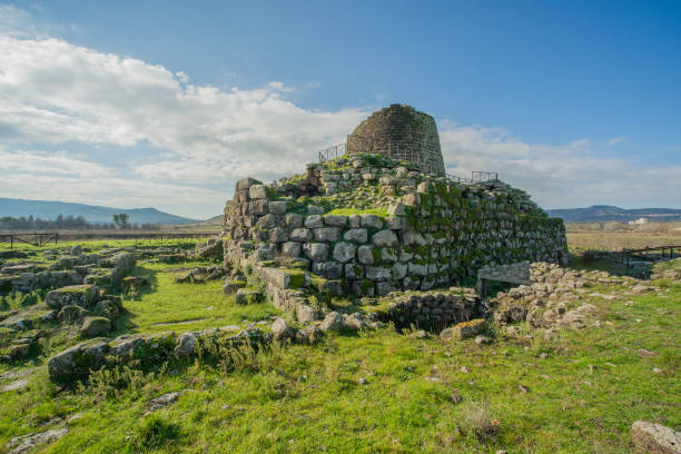 nuraghe santu antine - nuragic foto e immagini stock