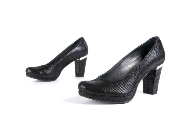 istock Femme Shoes Black 668741410