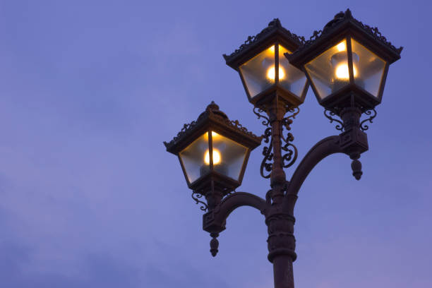 istock Fuku-Haku deai bridge Gaslight 668815382
