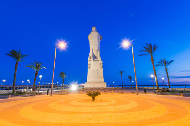 istock Discovery Christopher Columbus Monument in Palos de Frontera, Spain 669038214