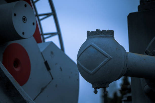 istock exterior view of Machine with Valve 669043664
