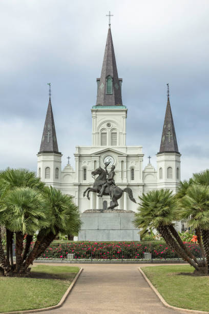 istock Cathedral in New Orleans 669064646