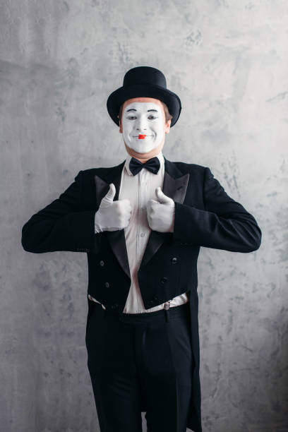 istock Male comedy artist posing, circus actor 669082172