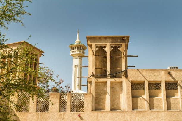 istock Old street in Dubai 669105364