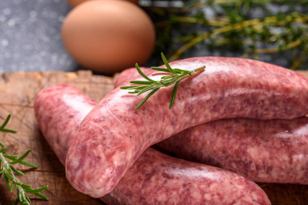 istock Raw Italian sausage 669154032