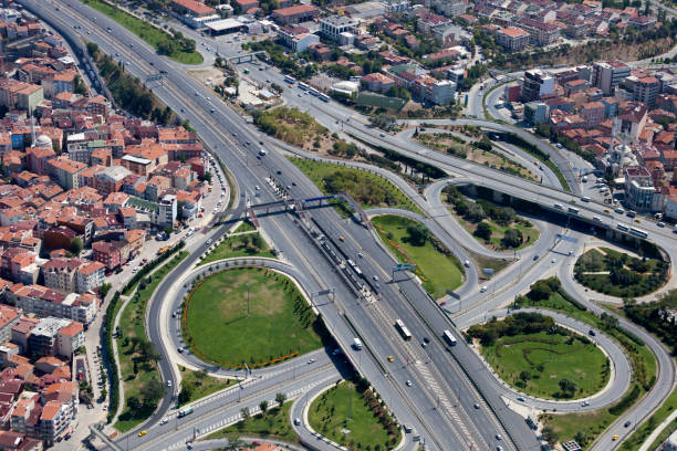 istock Aerial view of overpass 669157088