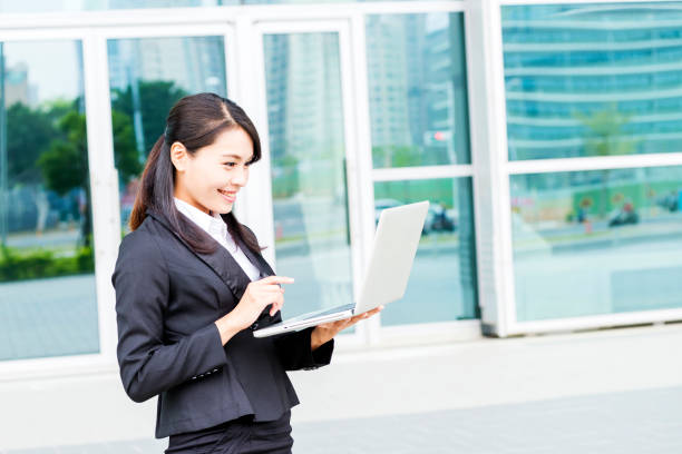 istock Modern business woman in the office with copy space 669200566