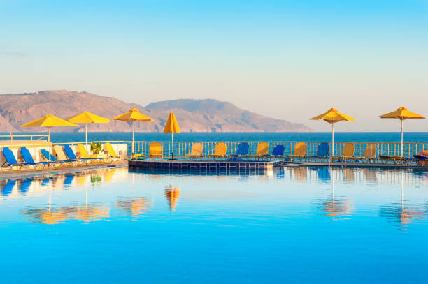 istock Swimming pool on the sea coast 669315922