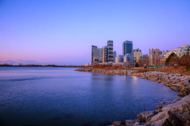 istock Sunrise at Sheldon Lookout Toronto 669319774