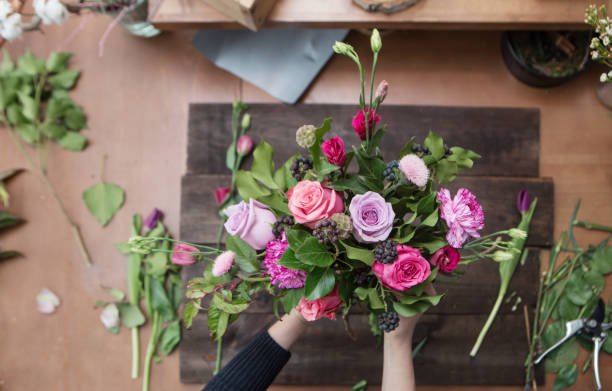 istock flower shop background 669325994
