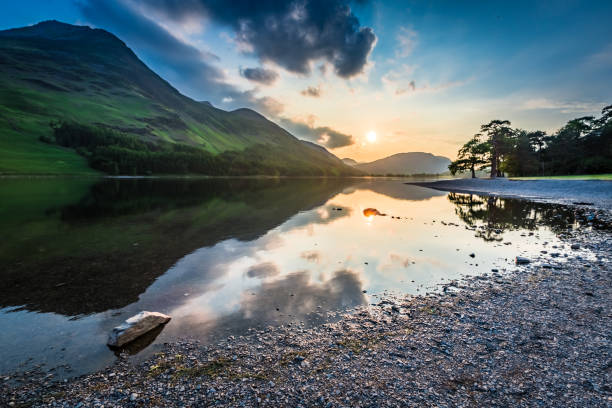 istock Wonderful dusk at lake with reflection in water, District Lake 669379972