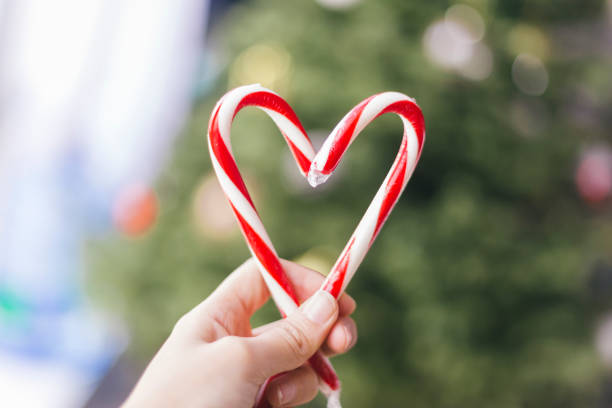 istock Candy canes in the shape of heart 669459196
