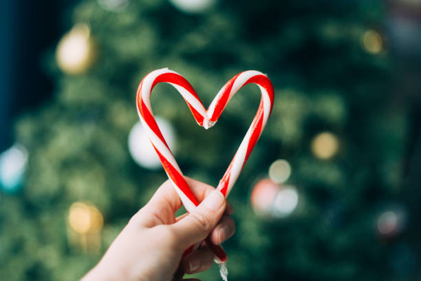 istock Candy canes in the shape of heart 669459202