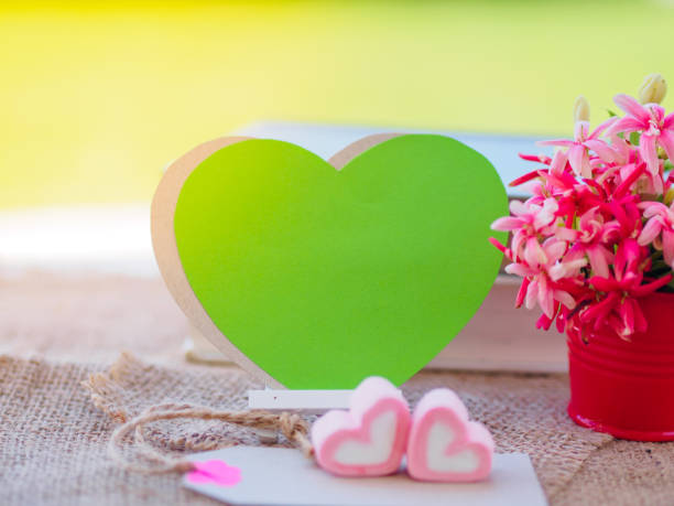 istock Poster mock up template with flower bouquet 669459514