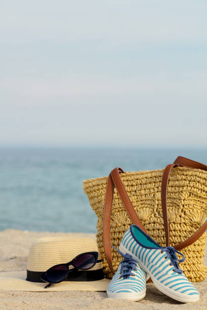 istock Blurry photo - sea concept. Relax on the beach. 669485264