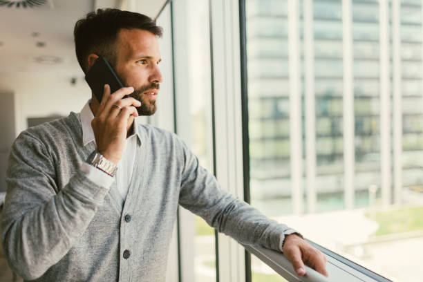 istock Businessman working in the office 669485578