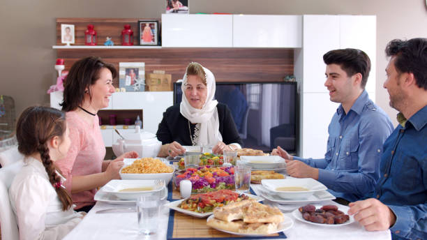 istock Family iftar meal in Ramadan 669532936