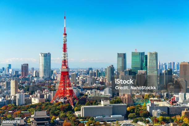 Torre De Tokio Japón Tokio Ciudad Horizonte Y Paisaje Urbano Foto de stock y más banco de imágenes de Tokio
