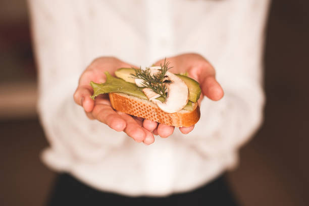 istock Tasty snack with fresh vegetables 669555224