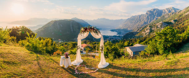 istock Wedding ceremony in the mountains 669584704