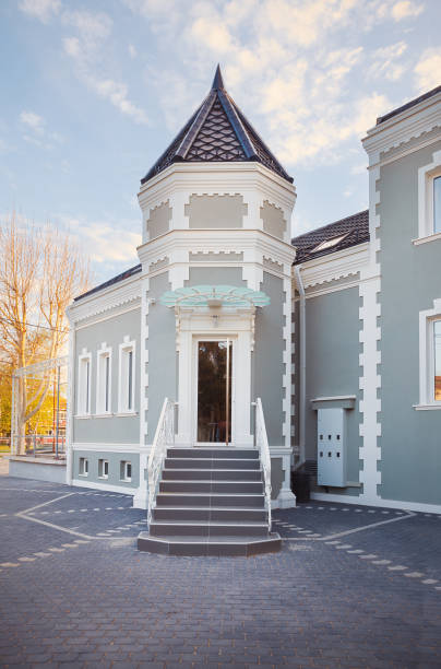 istock Exterior of a New And Modern Hotel 669593766
