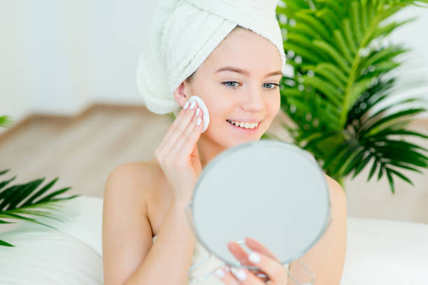 istock Woman applying a cream 669594112
