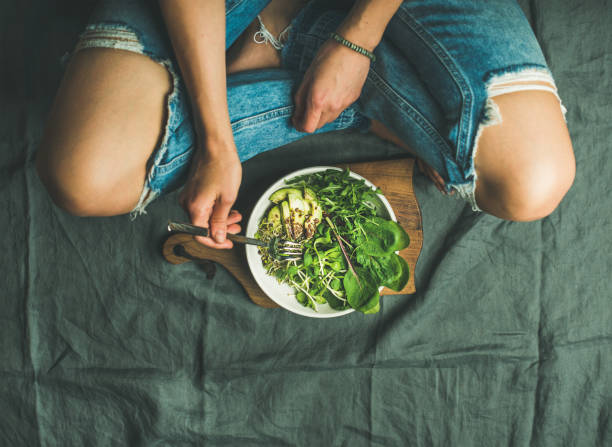 istock Green breakfast meal with spinach, arugula, avocado, seeds and sprouts 669614144