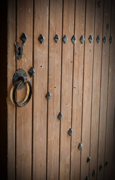istock old wooden door 669692552
