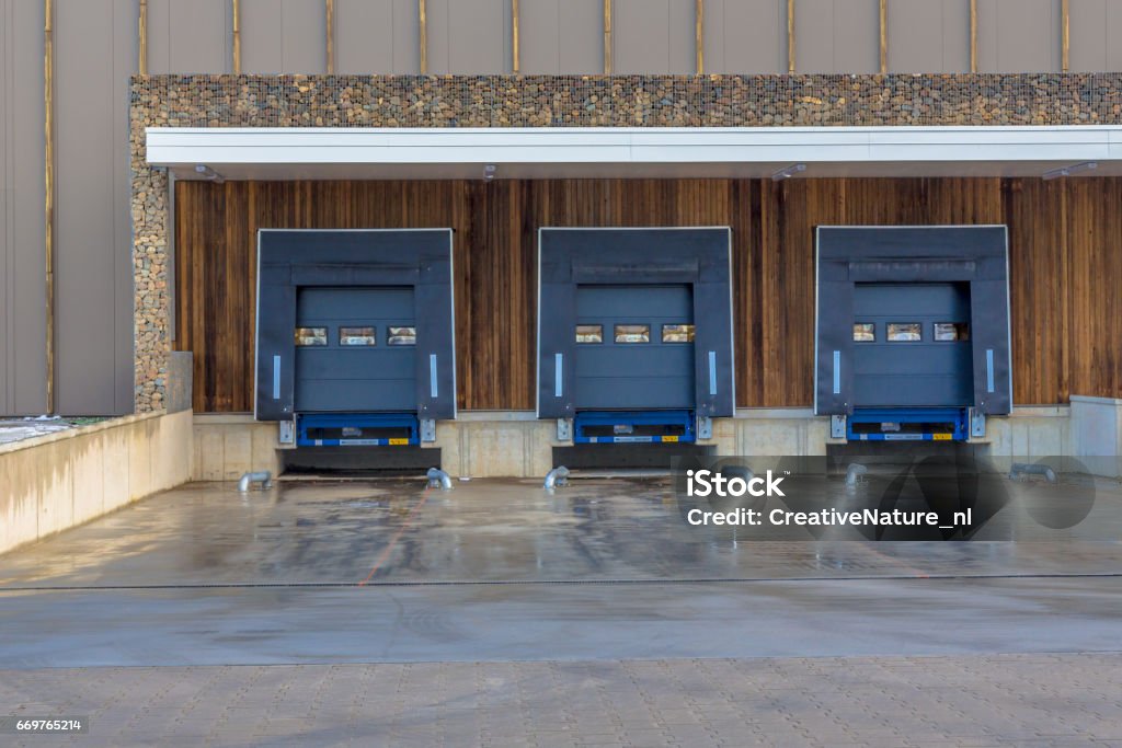 Multiple Loading Docks Three Loading Docks Stock Photo - Download Image Now - Door, Bay of ...