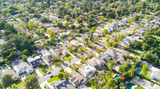istock Aerial of Homes 669804500