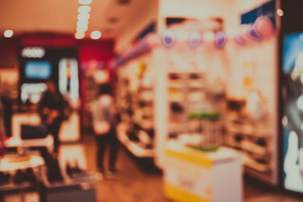 istock Bokeh shopping mall background 669822586