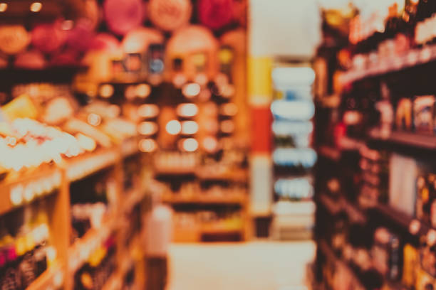 istock Bokeh shopping mall background 669822600