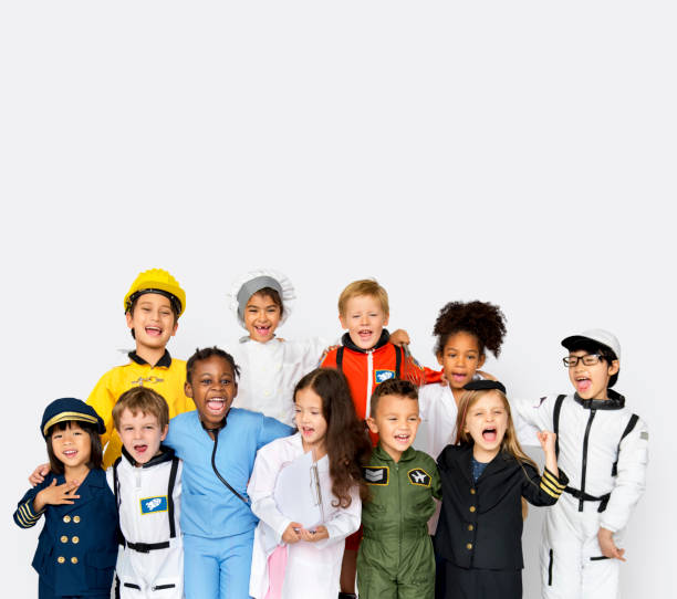 gruppo di felicità di bambini carini e adorabili con lavoro da sogno - 4758 foto e immagini stock