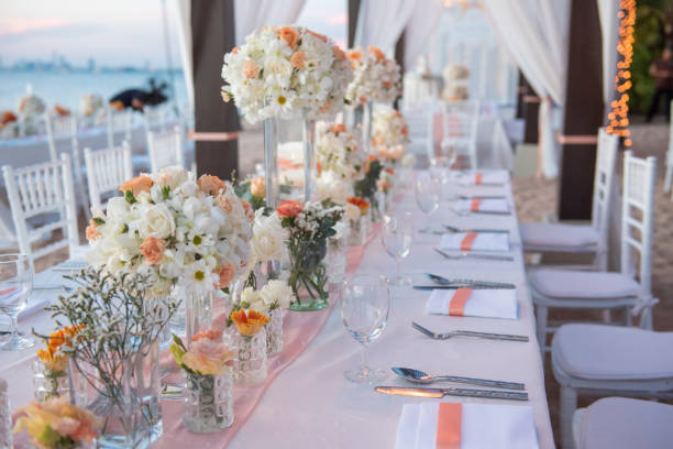 istock wedding The elegant dinner table on the beach 669931674