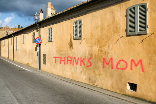 istock Mothers' Day quotes on a wall 669944866