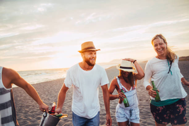 istock Group of friends preparing 669945486