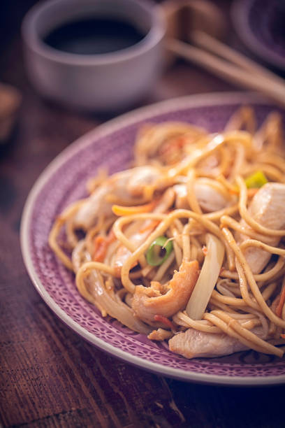 istock Stir Fry Noodles with Chicken 669958602