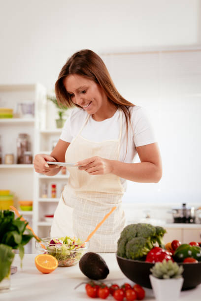 istock Attractive Blogger Girl 669962428