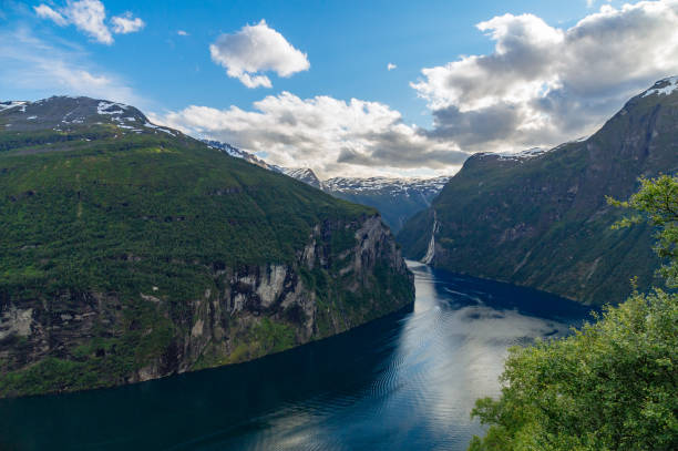 istock Glorious Geirangerfjord by summertime 669971282